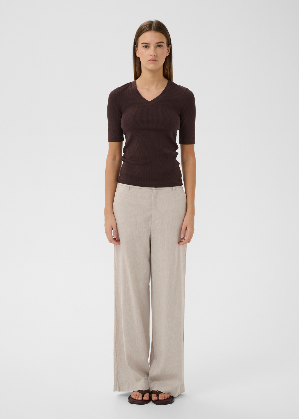 Dagna V-Neck T-Shirt - Coffee Bean - InWear Canada - Danali - 30106472