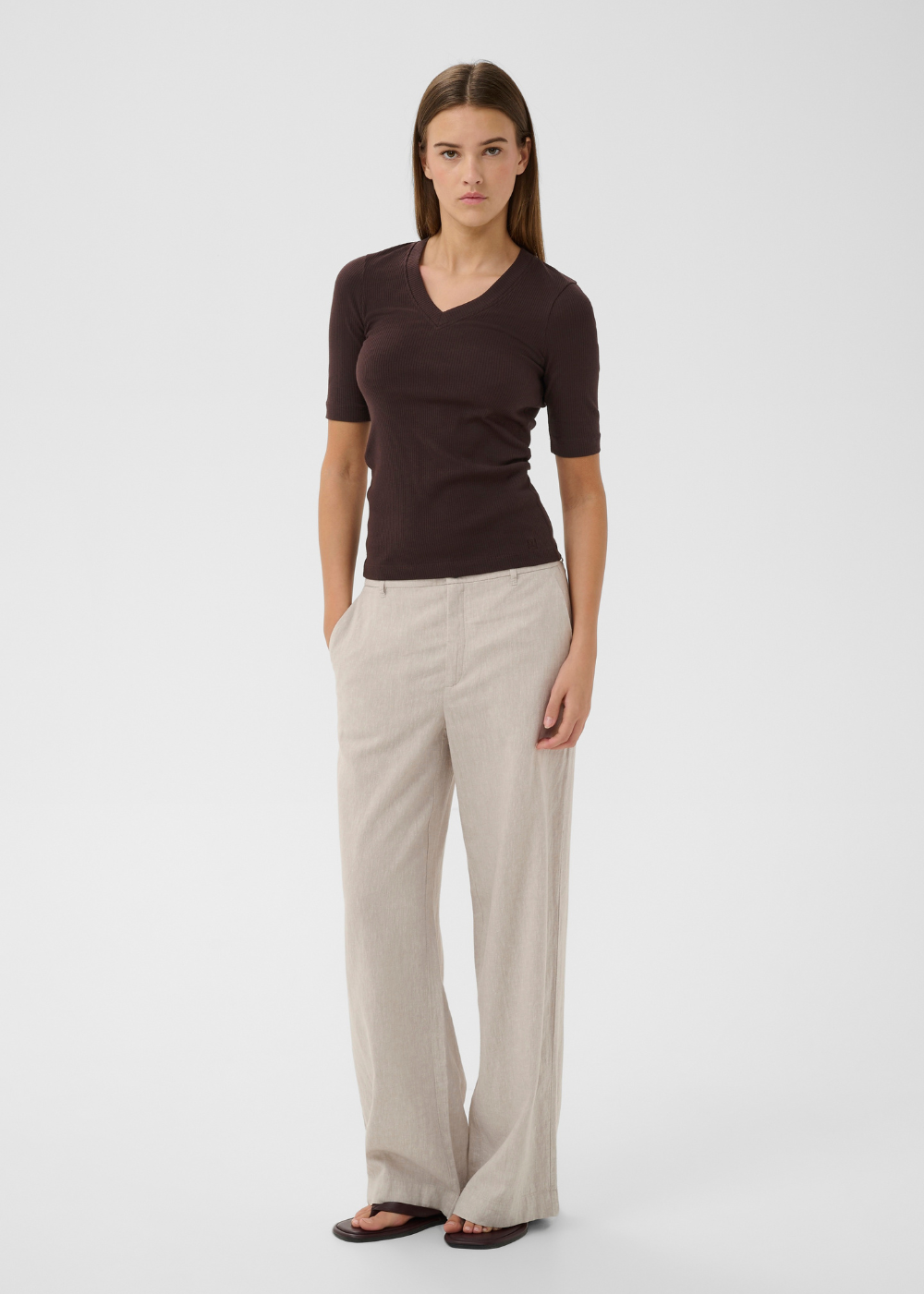 Dagna V-Neck T-Shirt - Coffee Bean - InWear Canada - Danali - 30106472
