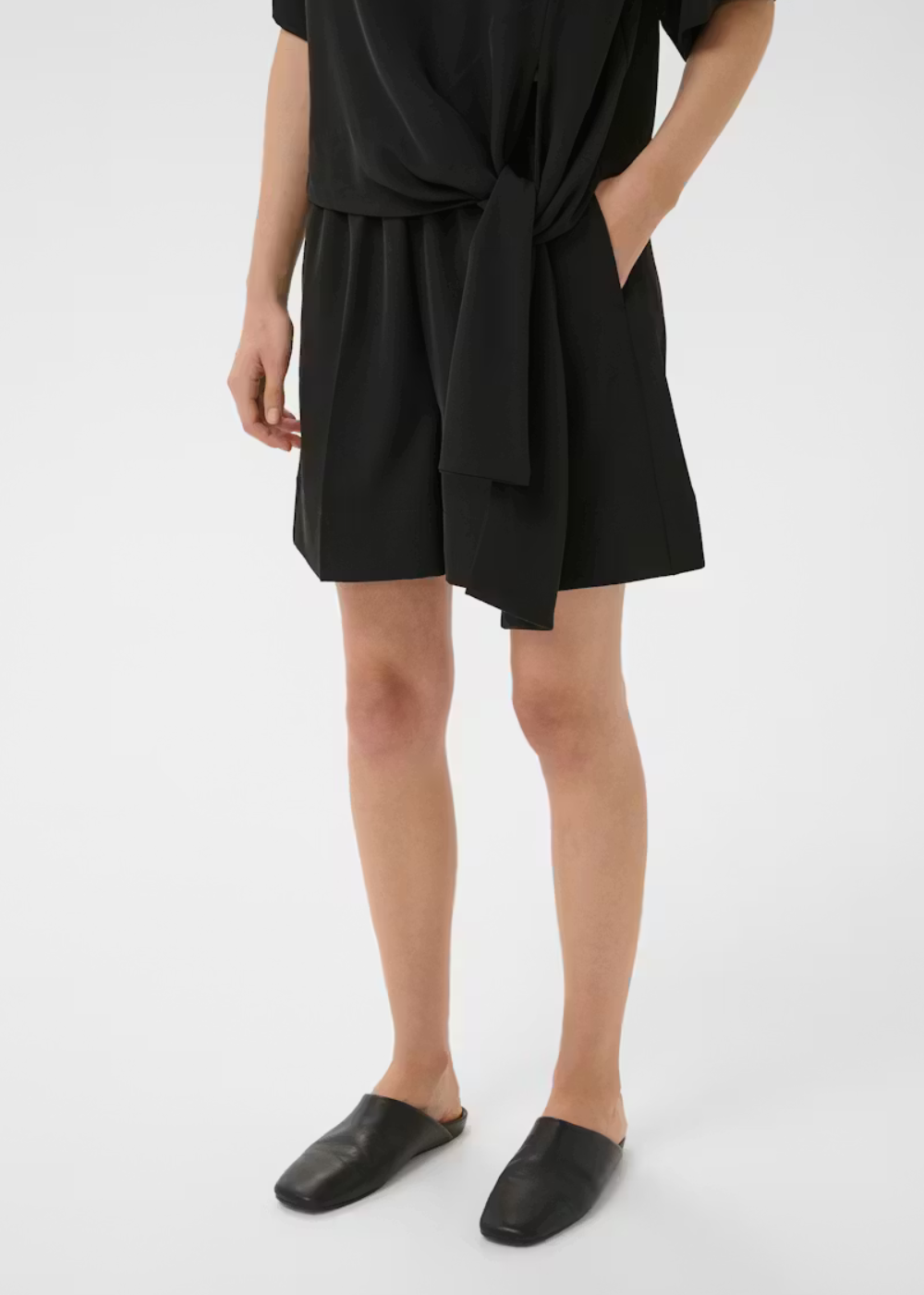 Varina Shorts - Black - InWear Canada - Danali - 30112483