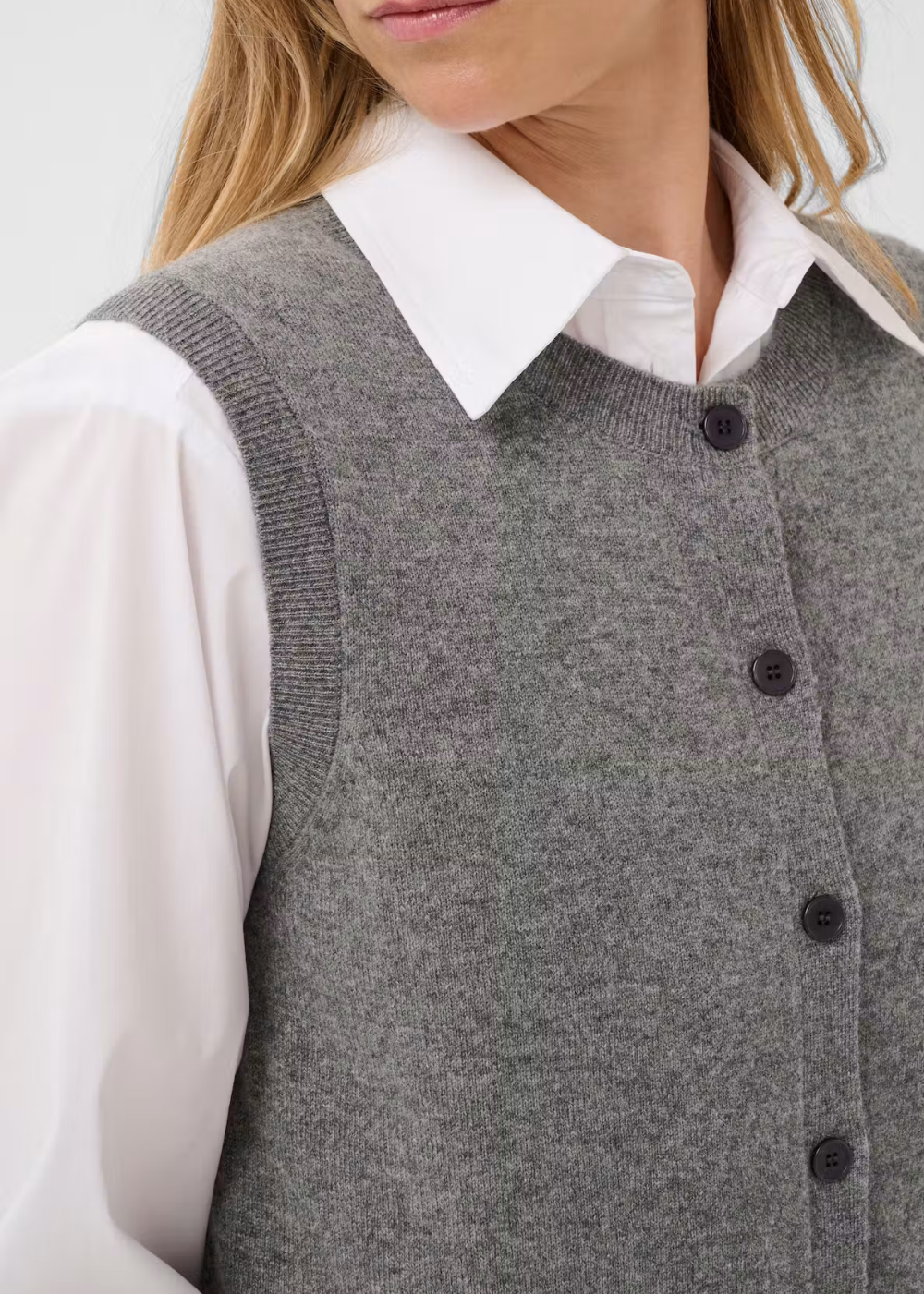 Cania Cashmere Vest