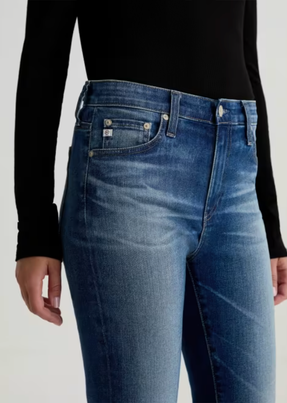 Farrah Mid Rise Boot Cut Jean - 9 Years Enchantment - AG Jeans Canada - Danali