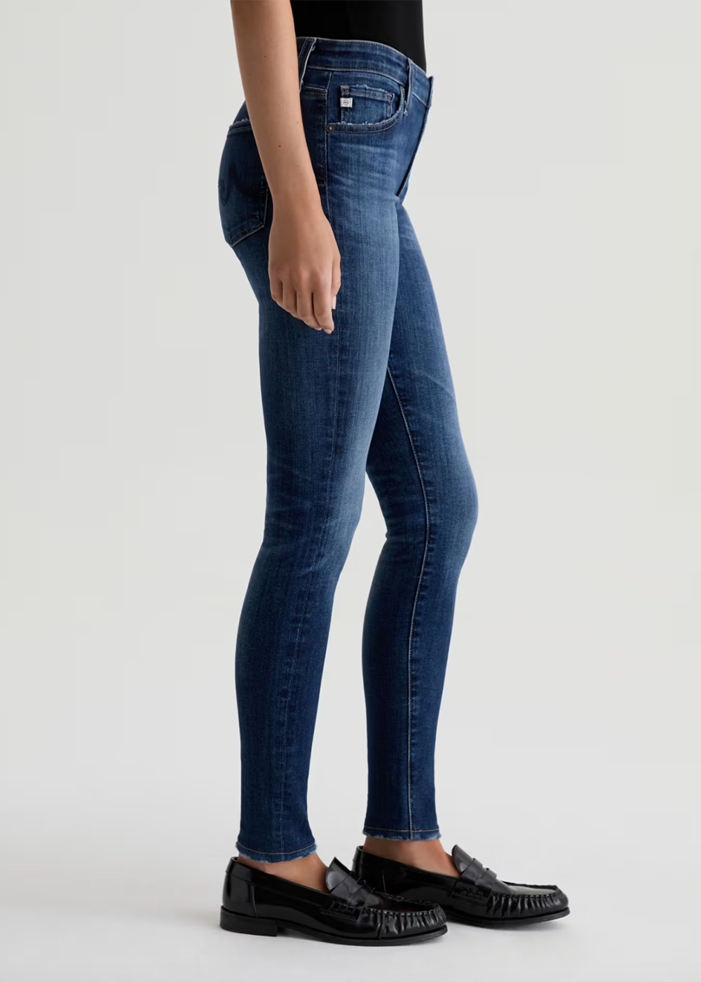 Farrah Mid Rise Skinny Jean - 7 Years Symphony - AG Jeans Canada - Danali
