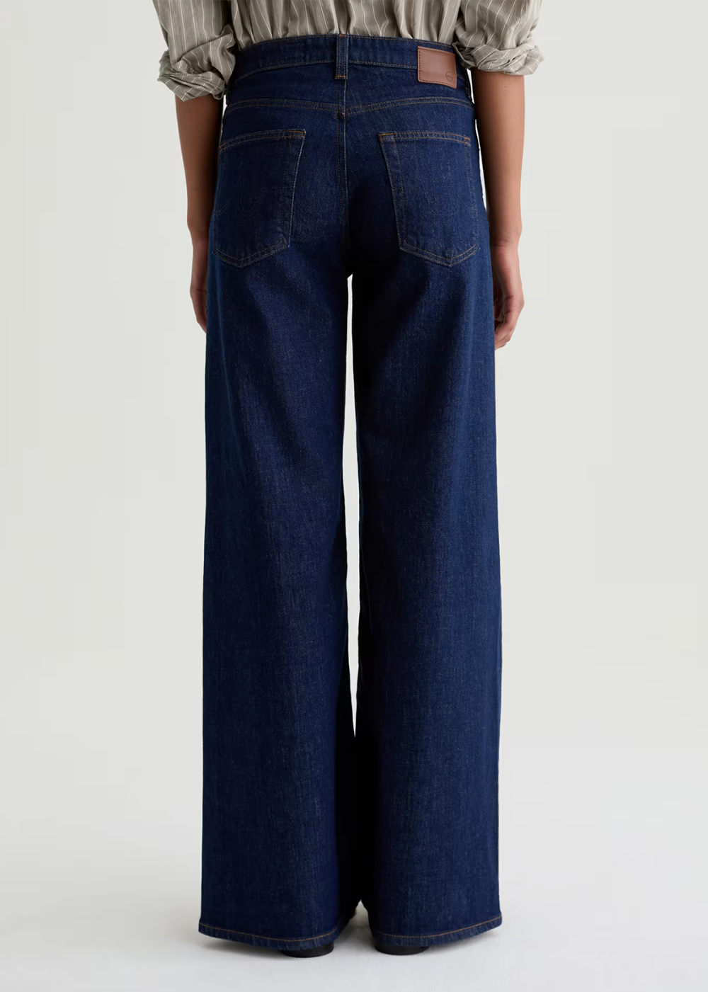 Saige Wide Leg - Symmetry - AG Jeans Canada - Danali