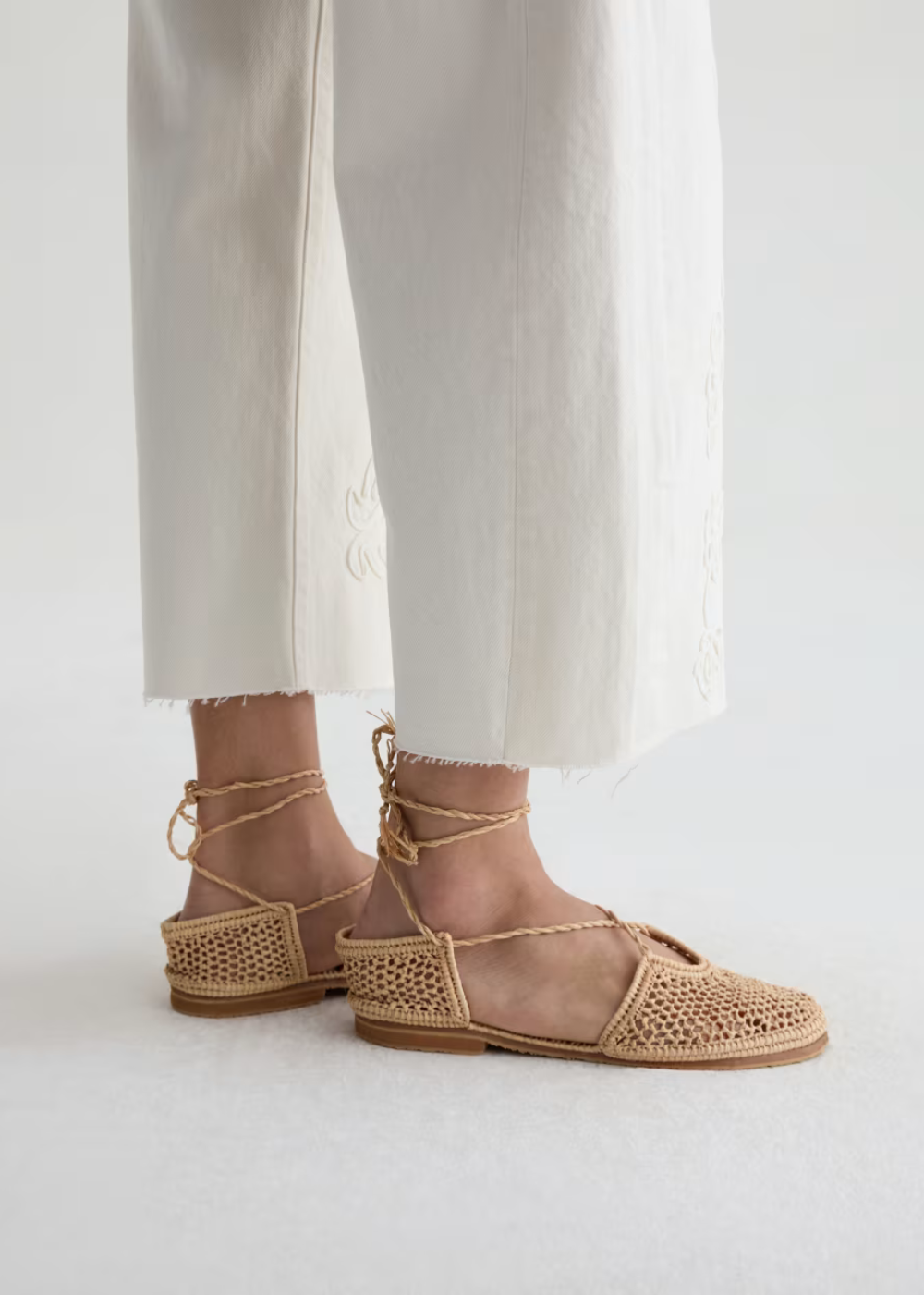 Hattie Crop Barrel Leg Eyelet Jean - Grapeful Glow - AG Jeans Canada - Danali - FPD1F93VNGLOW