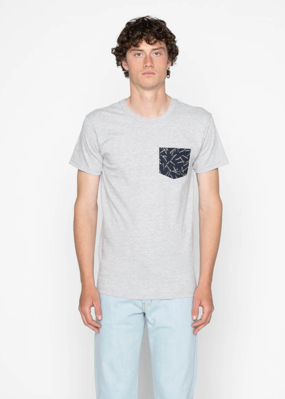 Pocket Tee Matsuba Pine Needles - Heather Grey - Naked and Famous Denim Canada - Danali - G003882820