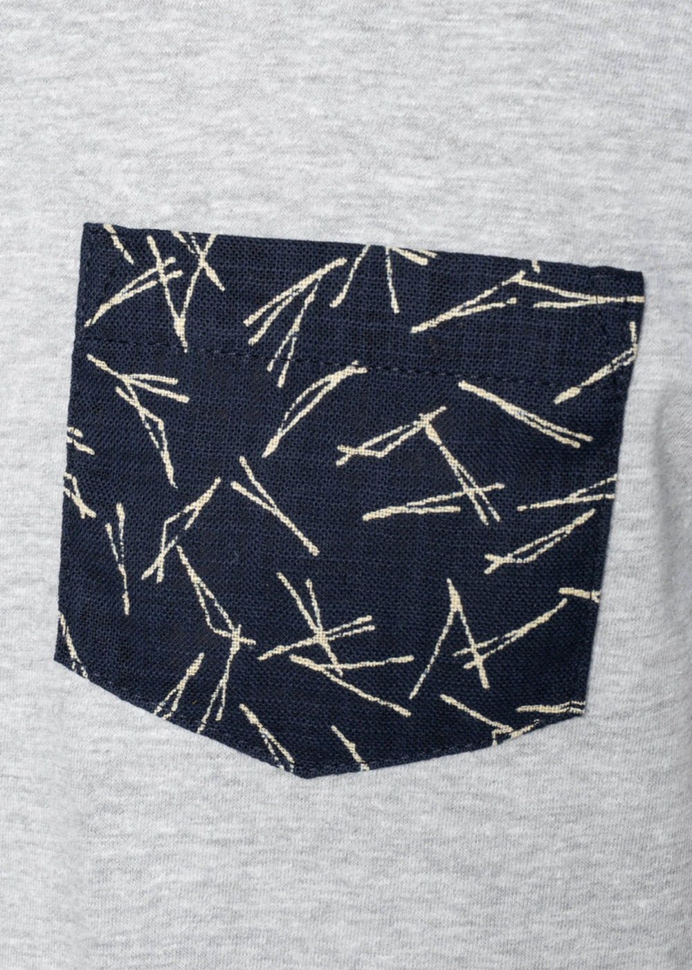 Pocket Tee Matsuba Pine Needles - Heather Grey - Naked and Famous Denim Canada - Danali - G003882820