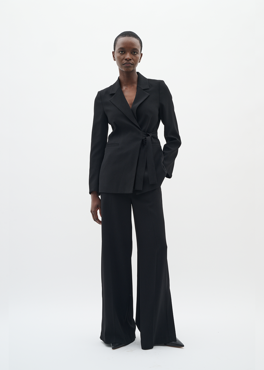 Briez Blazer - Black - InWear Canada - Danali