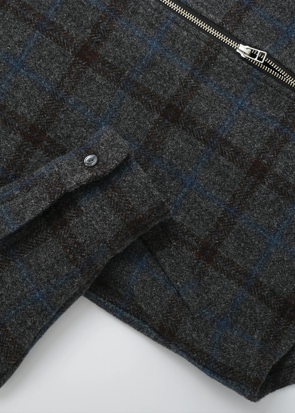 Plaid Zip Overshirt - Grey - Outclass Canada - Danali