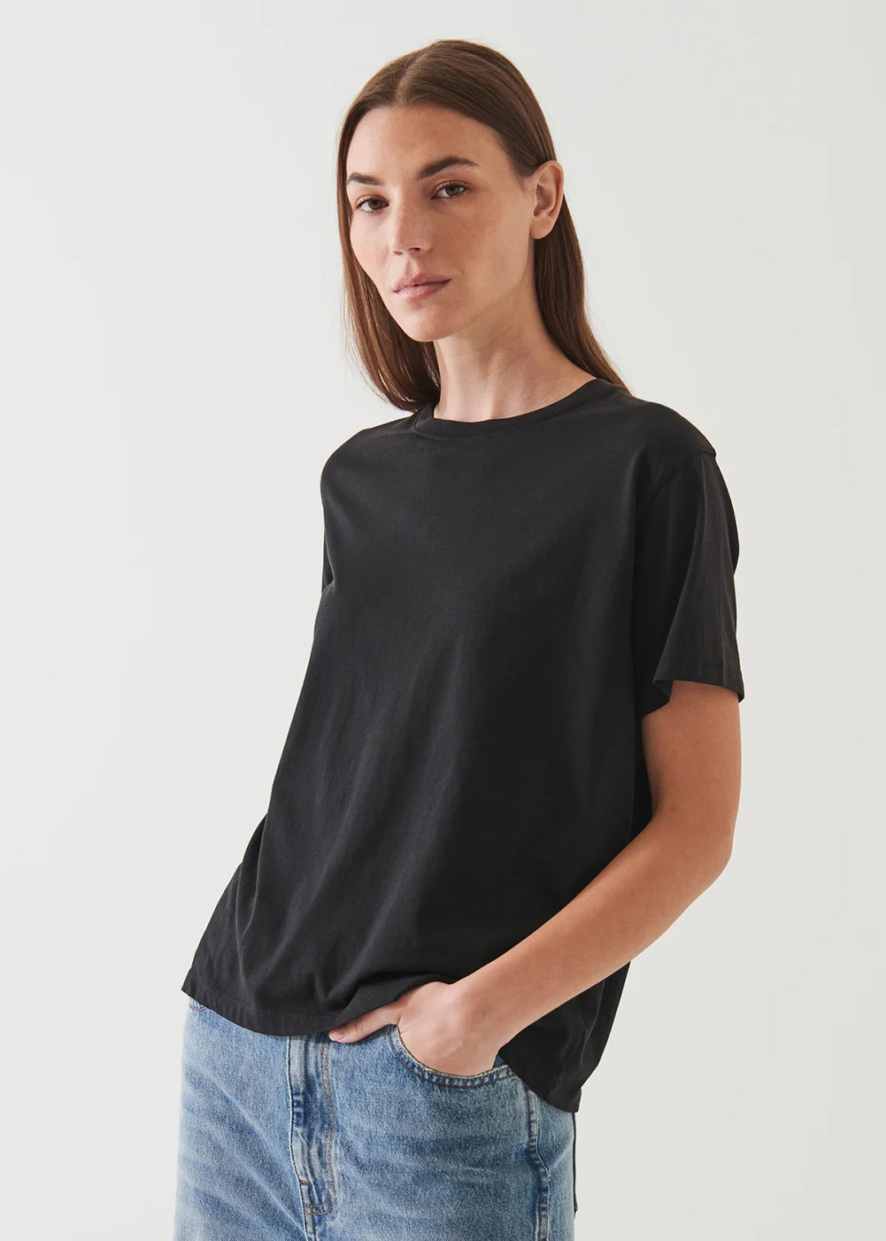 Boyfriend Fit Crew T-Shirt - Black - Patrick Assaraf Canada - Danali - W92C05