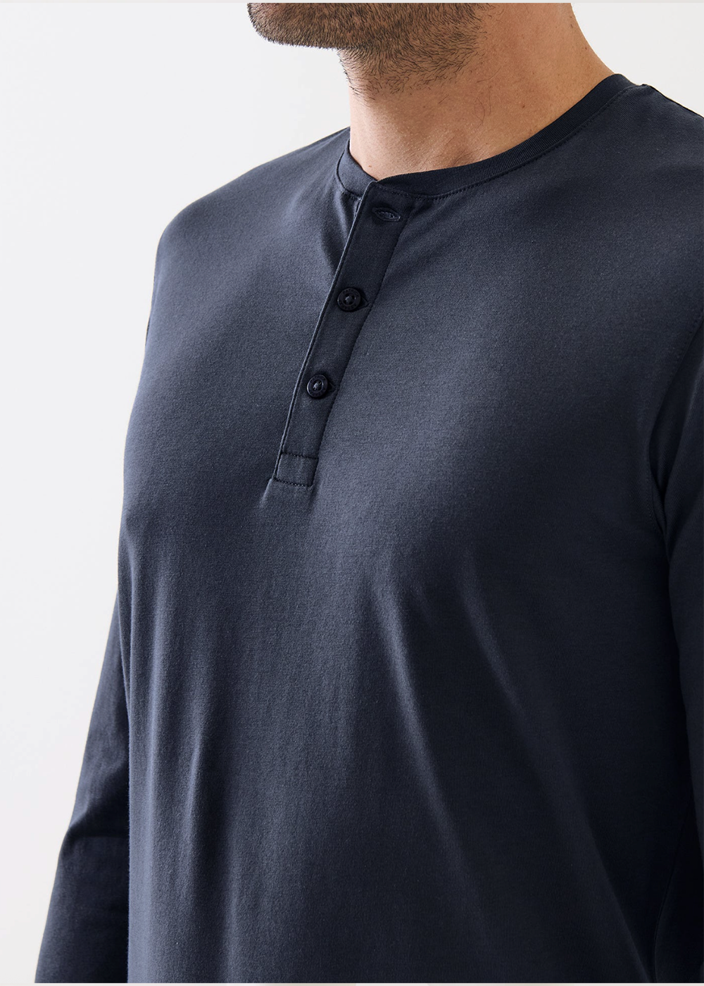Long Sleeve Henley T-Shirt - Midnight - Patrick Assaraf Canada - Danali