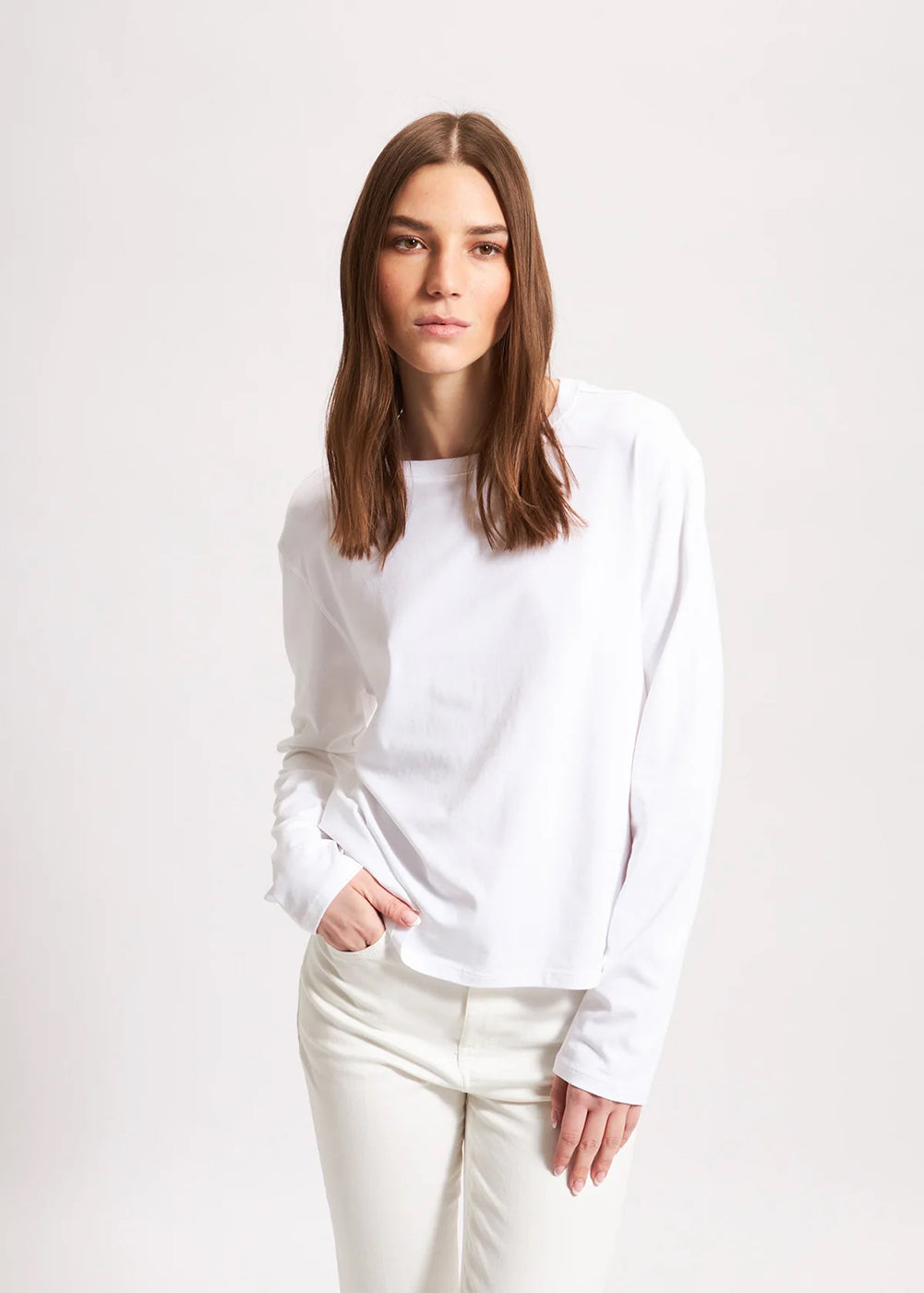 Long Sleeve Iconic Boyfriend Crew Tee - White - Patrick Assaraf - Danali - W95C04