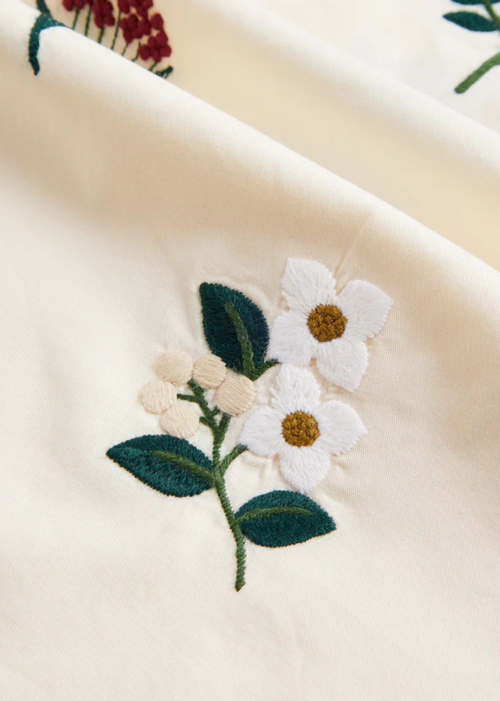 Embroidery Flowers Shirt - Ecru - Portuguese Flannel Canada - Danali