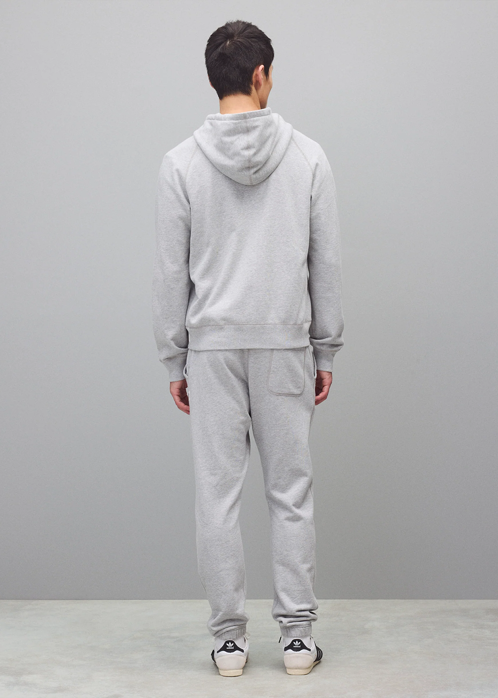 Midweight Terry Standard Sweatpant - Heather Grey - Reigning Champ Canada - Danali