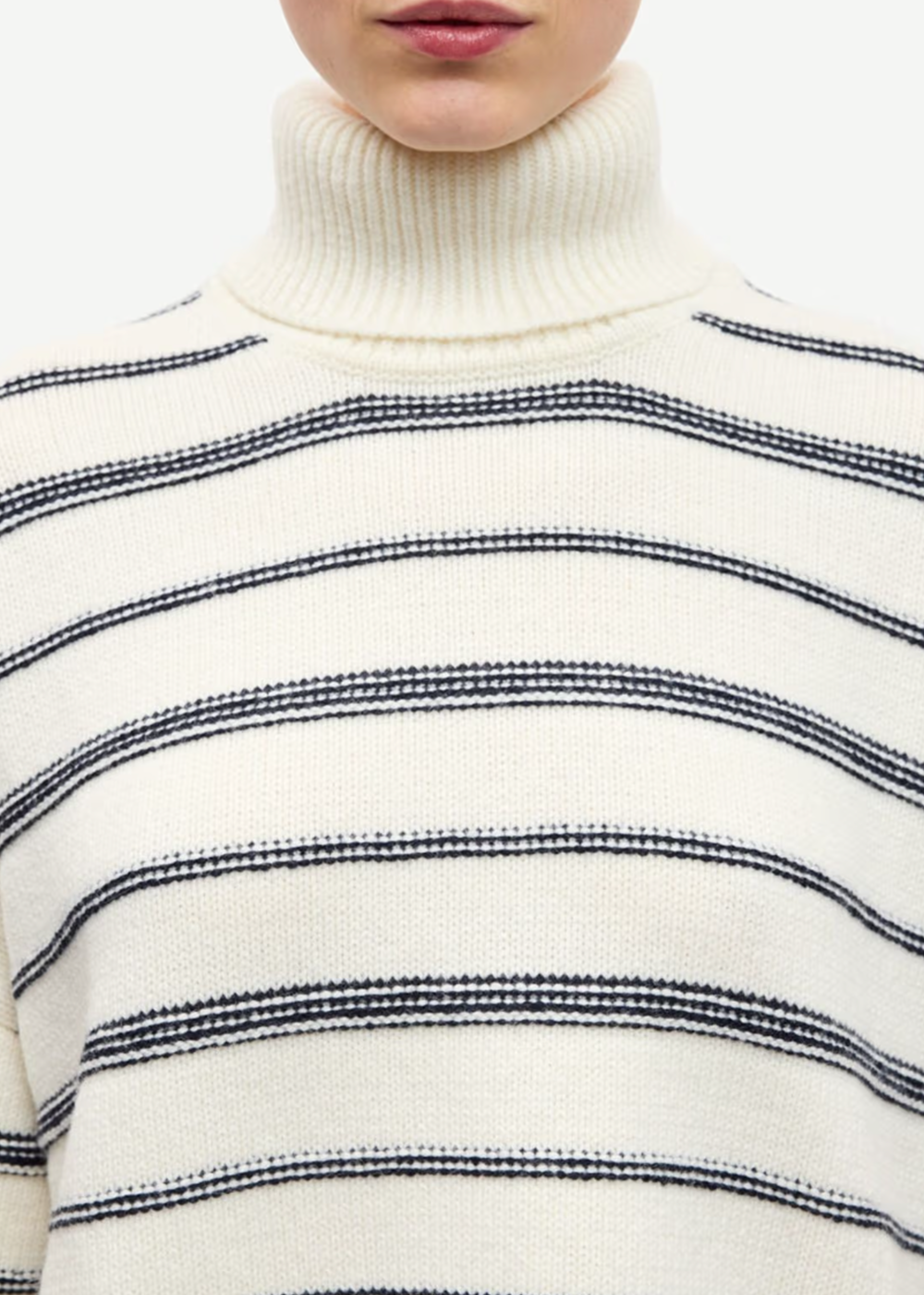 Sakeiku Stripe Turtleneck Sweater - Clear Cream - Samsoe Samsoe Canada - Danali