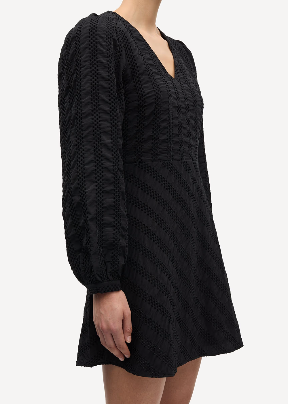 Salahai Dress - Black - Samsoe Samsoe Canada - Danali
