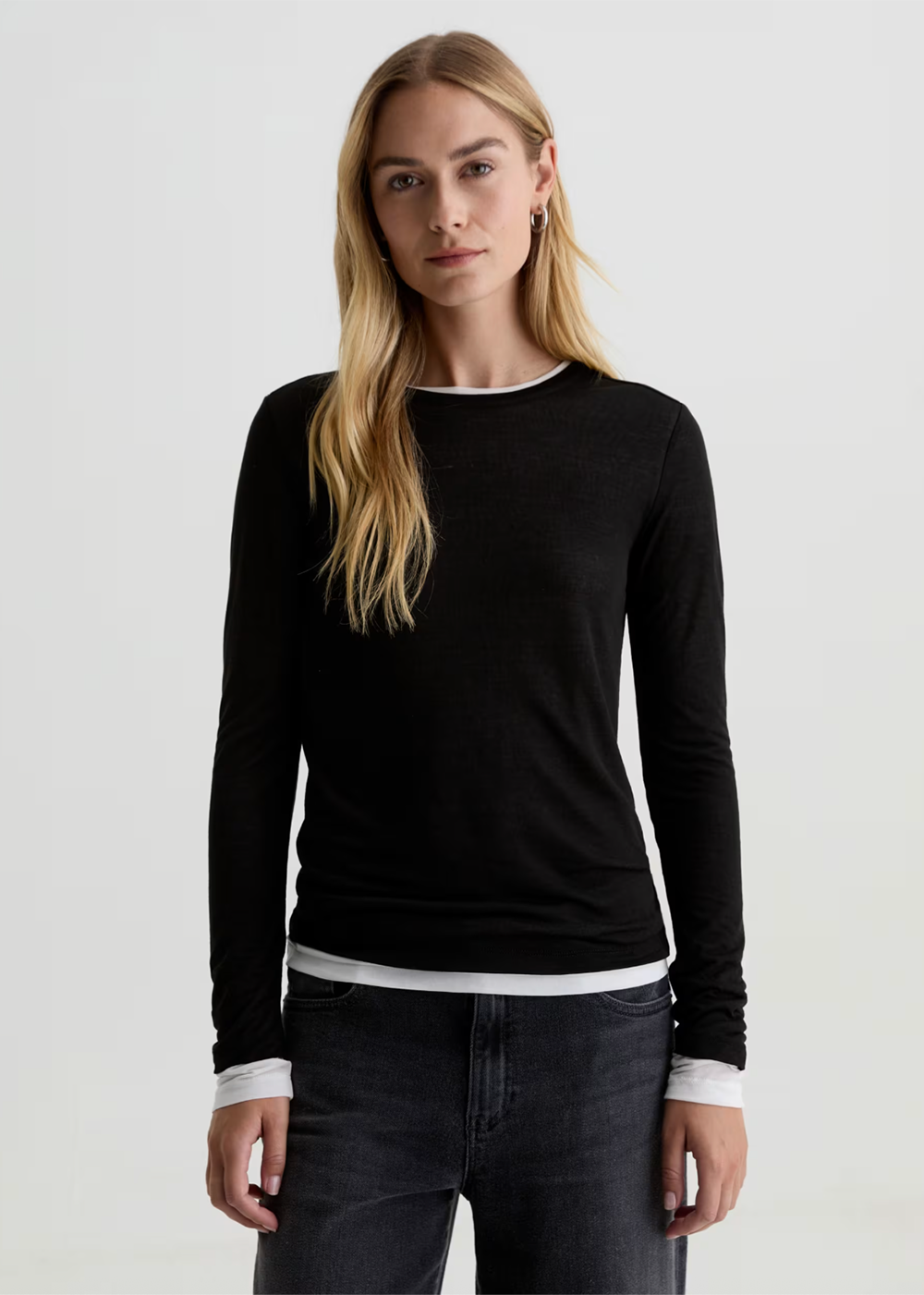 Eleni Layered T-Shirt - Super Black/Powder - AG Jeans Canada - Danali - TSW71649SBPW