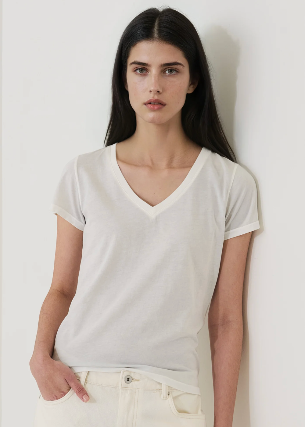 Classic Reverse Spray Pima V-Neck T-Shirt - Glacier - Patrick Assaraf Canada - Danali - W92V21B