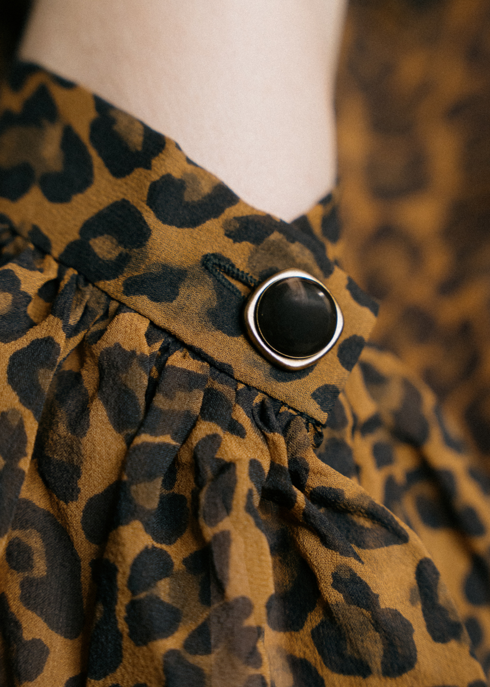 The Silk Prairie Shirt - Light Leopard Multi - FRAME Canada - Danali - WF26WSH033