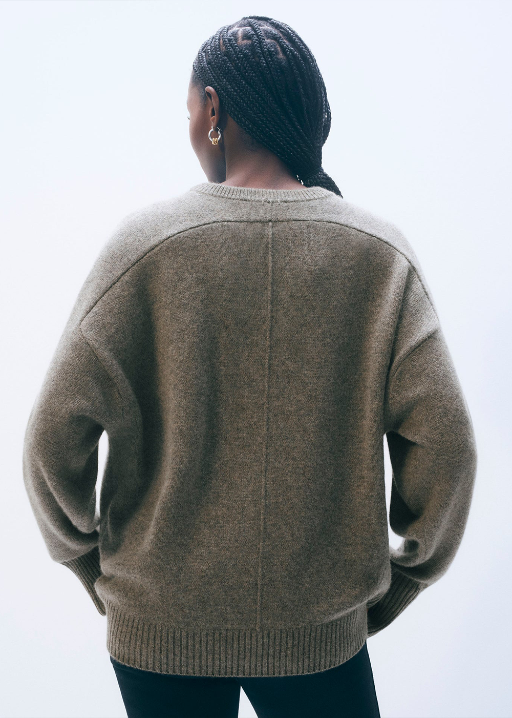 Cashmere Saddle Sleeve Crewneck - Ashen Brown - White + Warren Canada - Danali