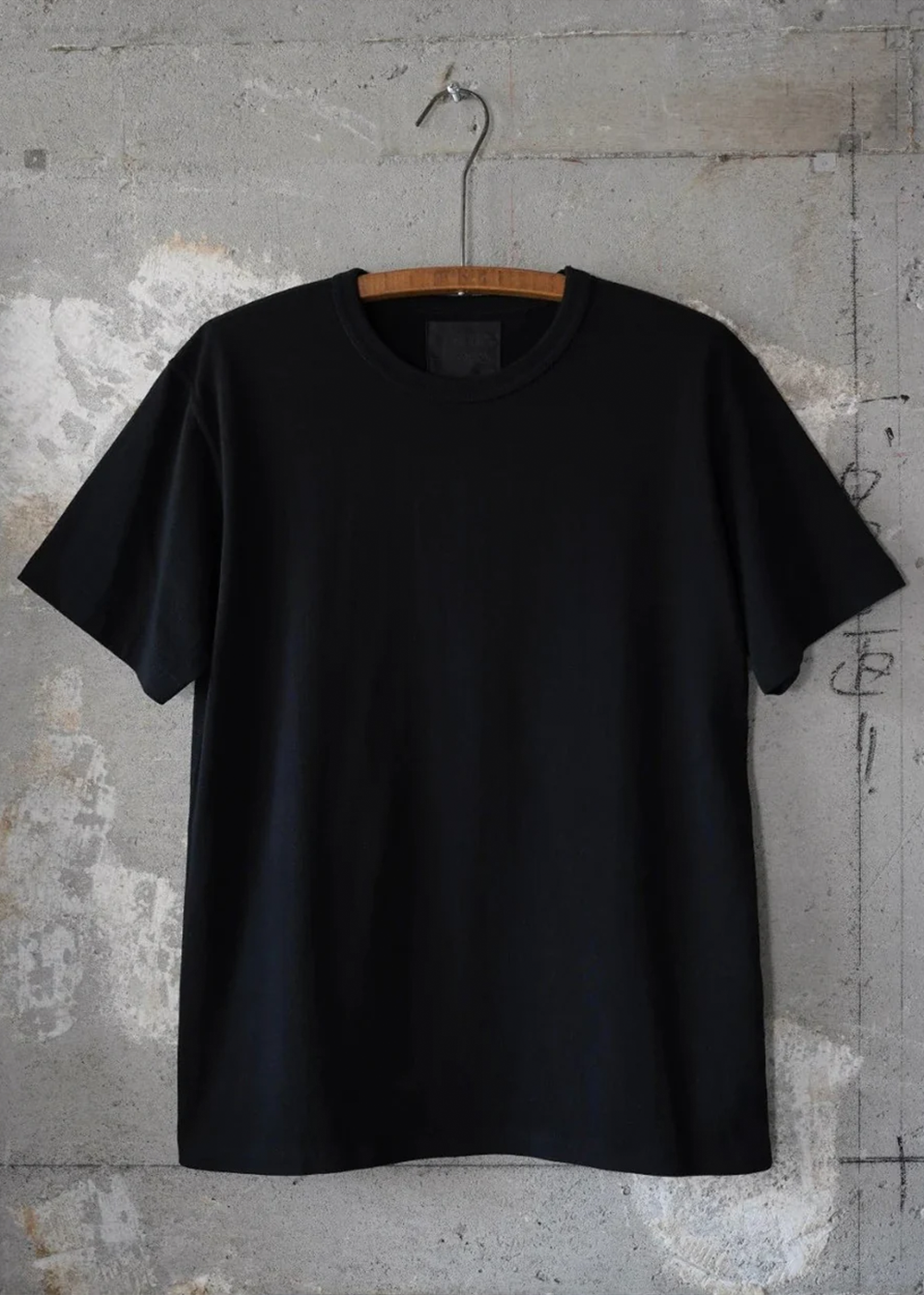 Ultimate Pima Tsuriami Crewneck T-Shirt - Black - Wonder Looper Canada - Danali