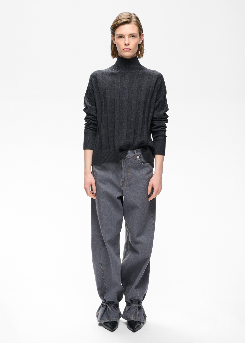 Tess Kellsie Pullover