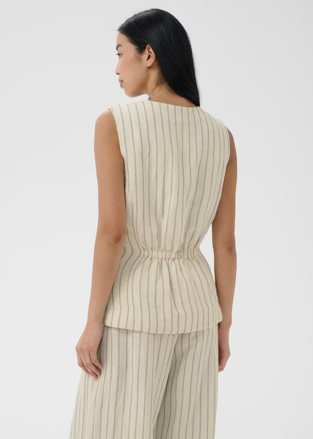 Binta Vest