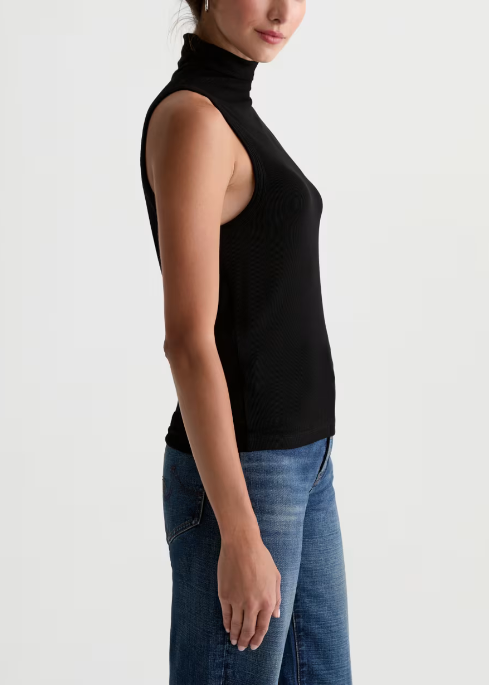 Faey Sleeveless Turtleneck