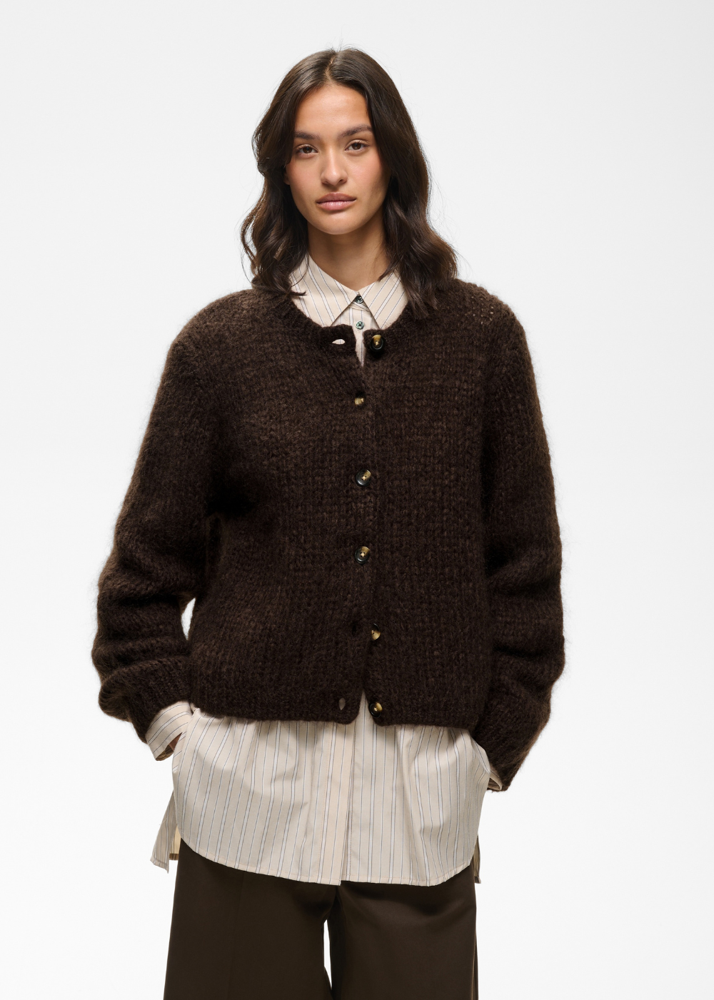 Jetra Cardigan