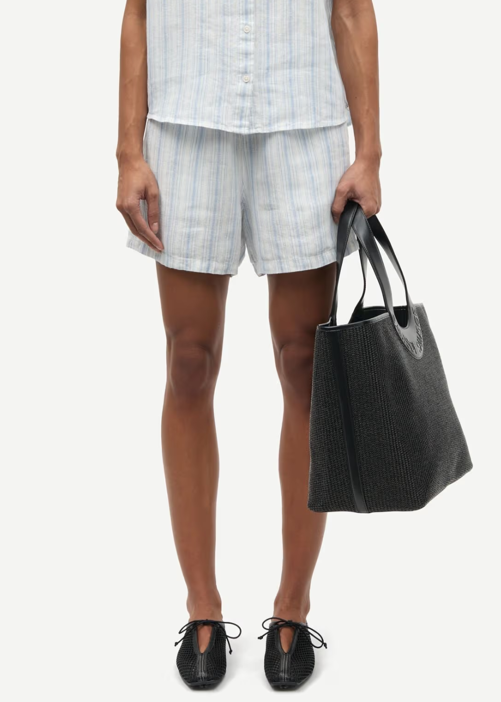 Samaren String Shorts