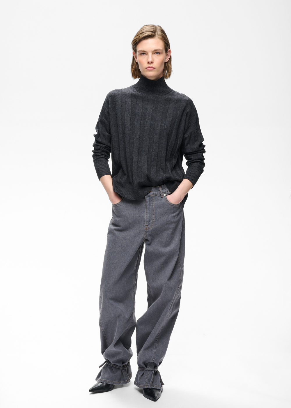 Tess Kellsie Pullover