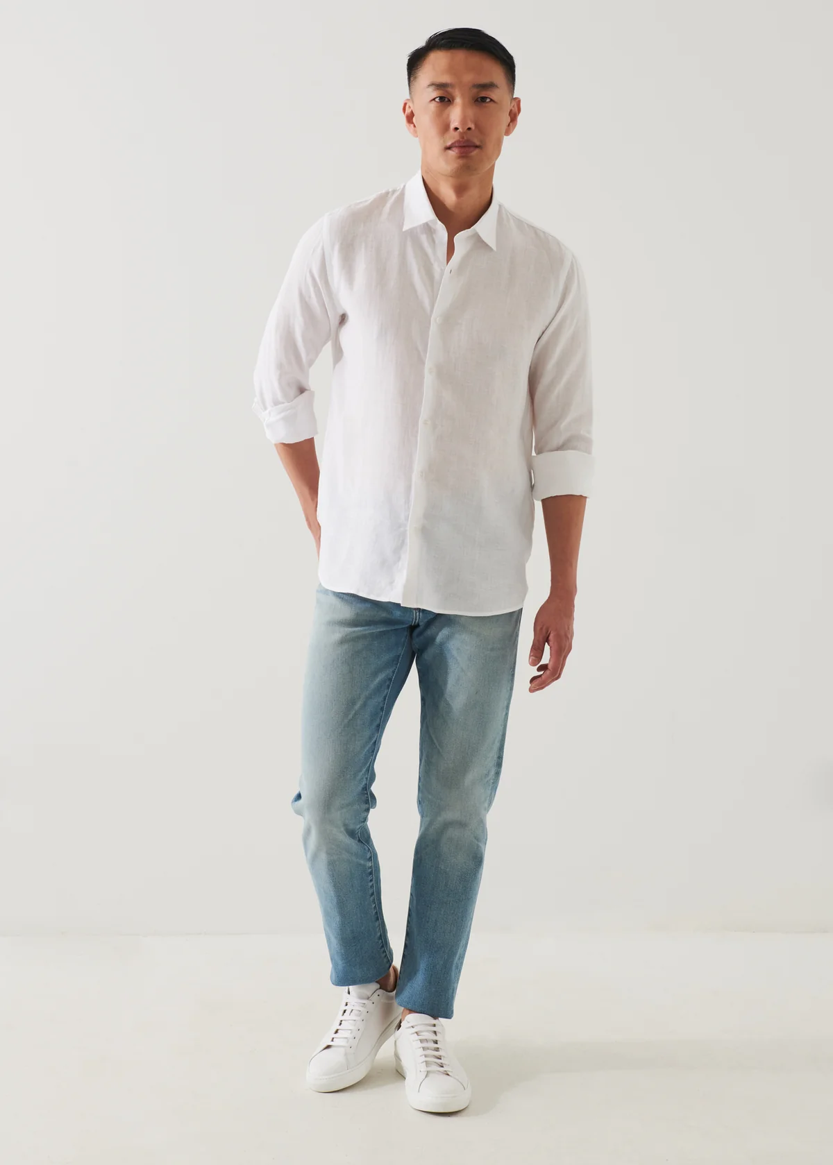 Linen Chambray Shirt - White - Patrick Assaraf - Canada - Danali