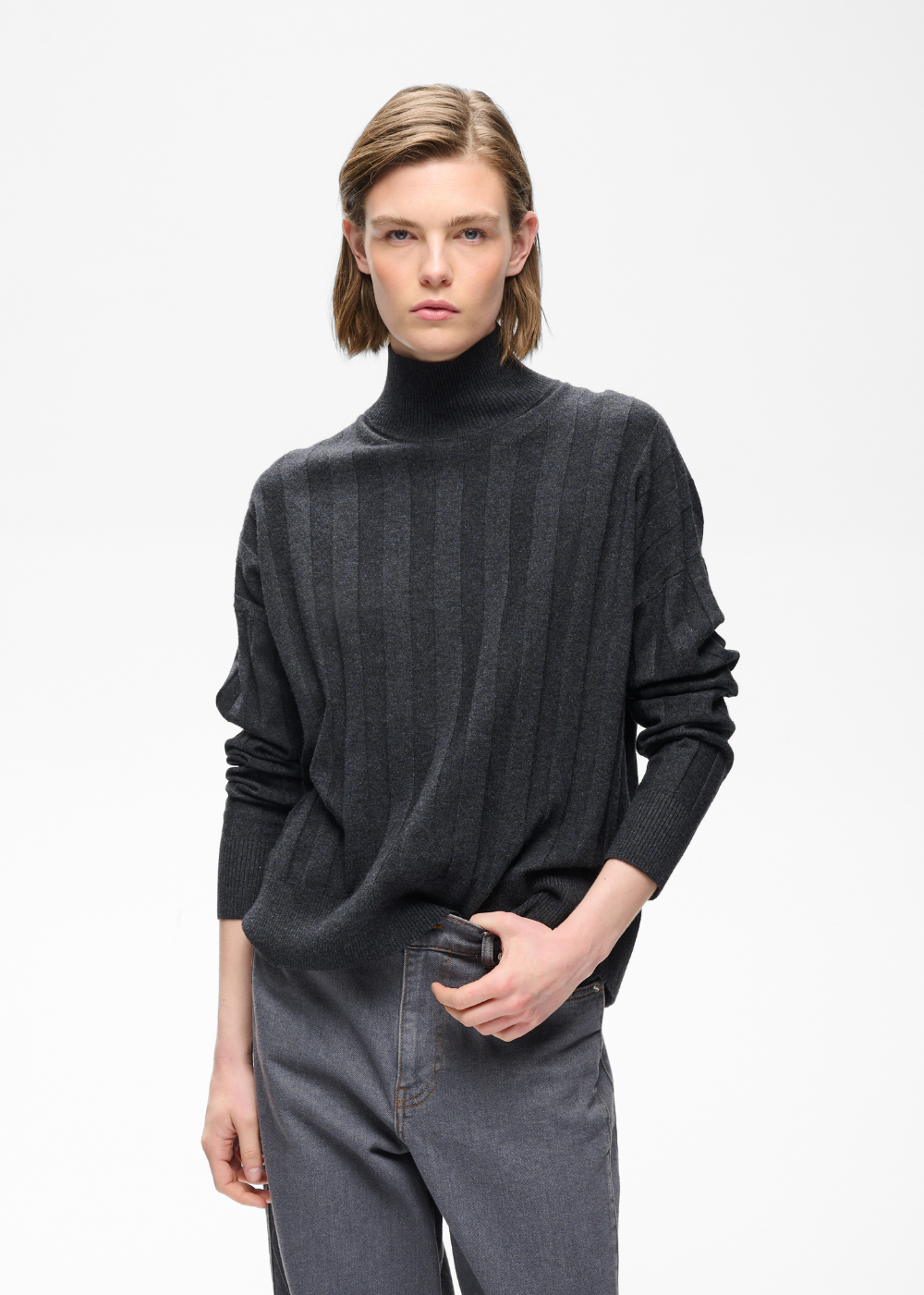 Tess Kellsie Pullover