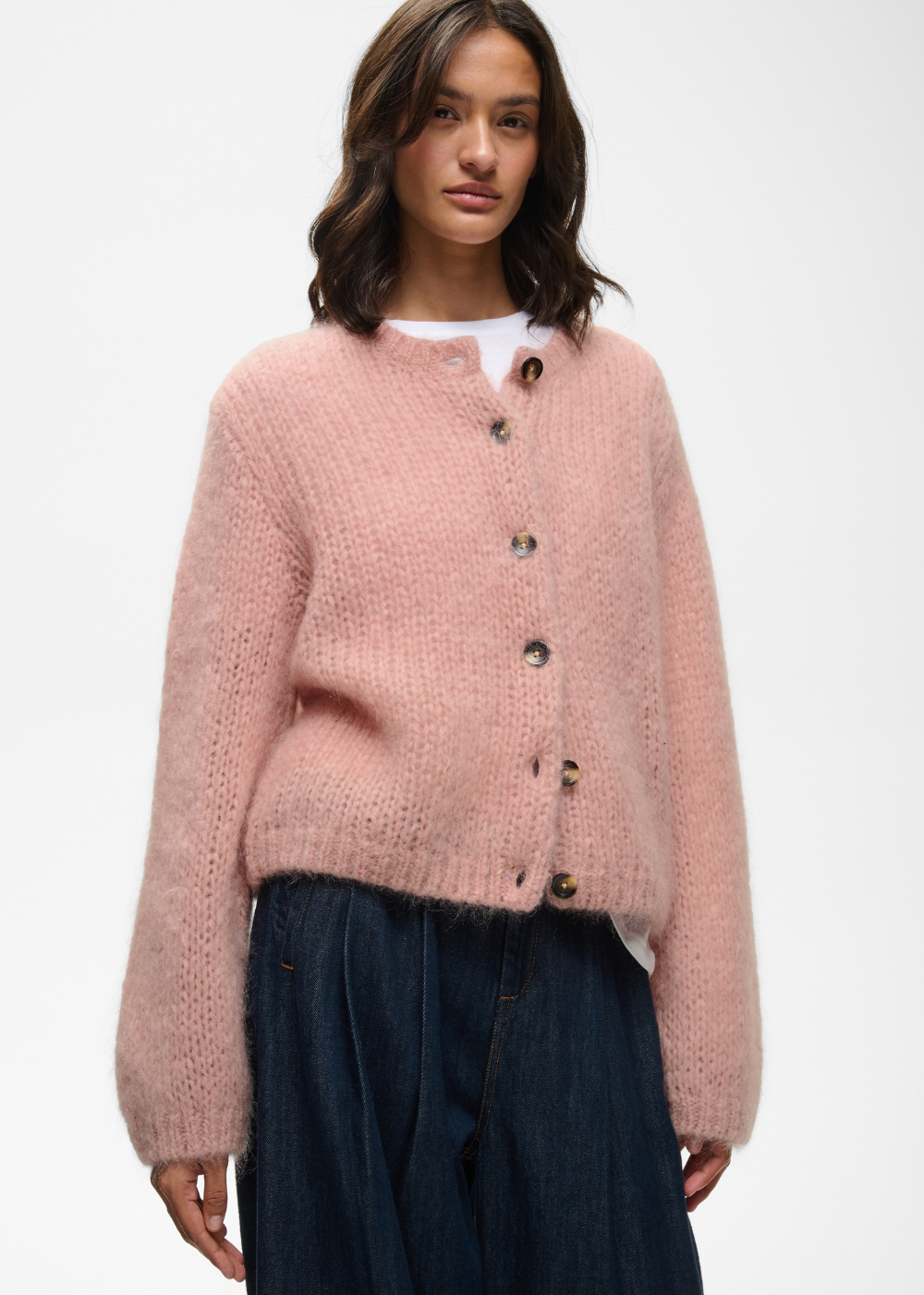 Jetra Cardigan