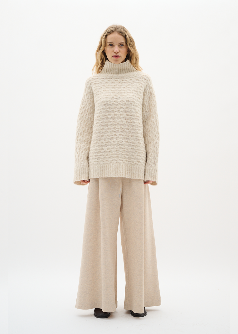 Graia Sweater