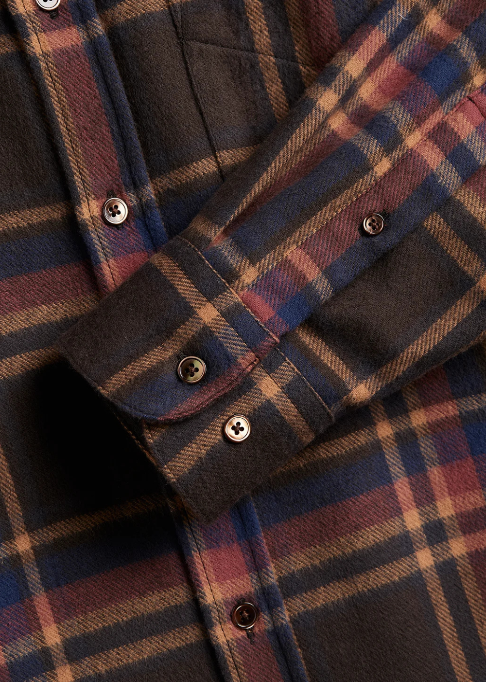 Castor Shirt