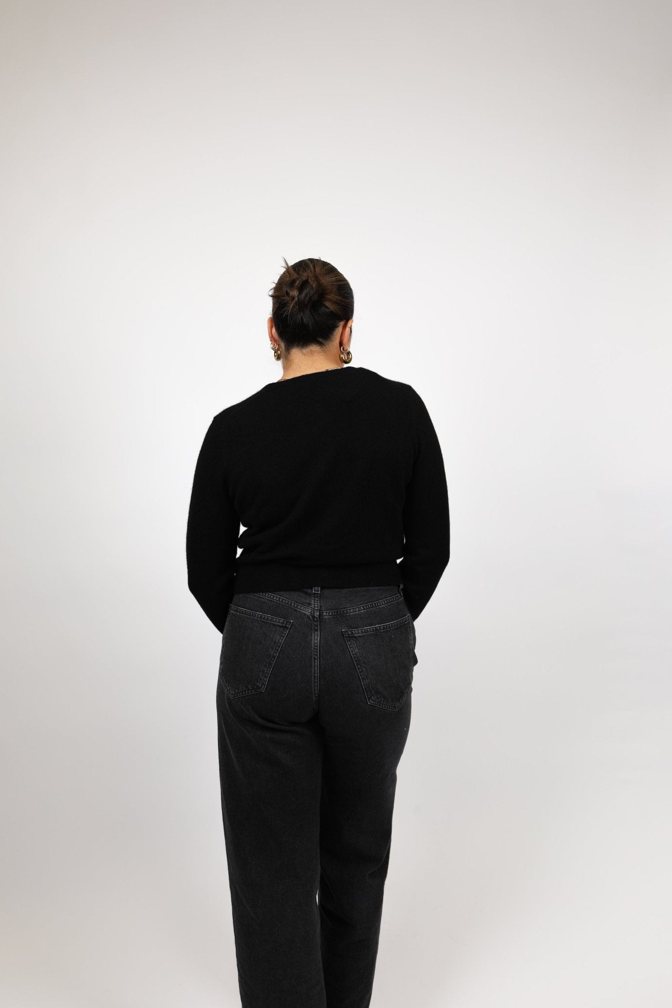 Cashmere Embellished Crewneck Cardigan - White + Warren - Danali - 20181B-BLK-S