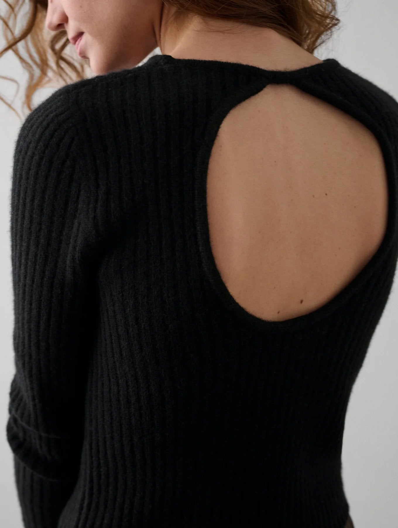 Cashmere Open Back Ribbed Top - White + Warren - Danali - 20287-Black-XS