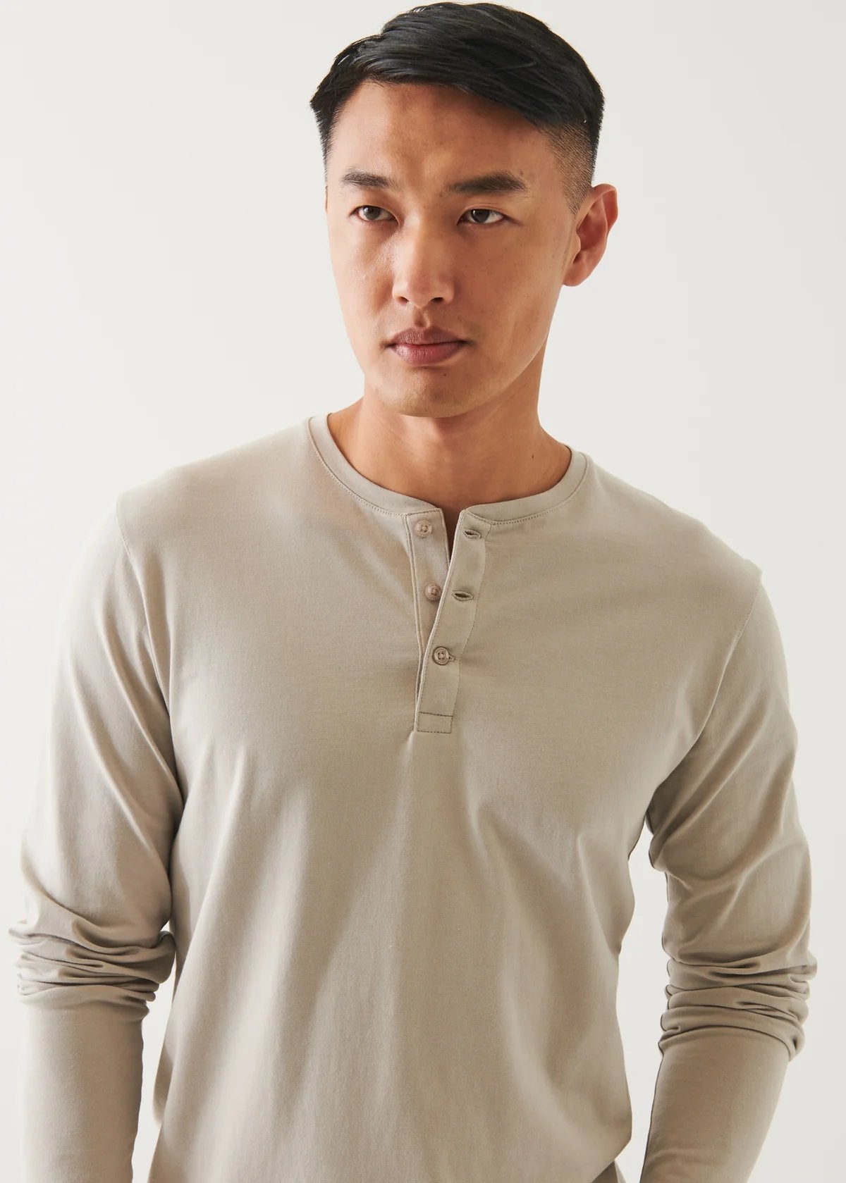 Long Sleeve Henley T-Shirt - Patrick Assaraf - Danali - 99A08HL-Aluminum-M