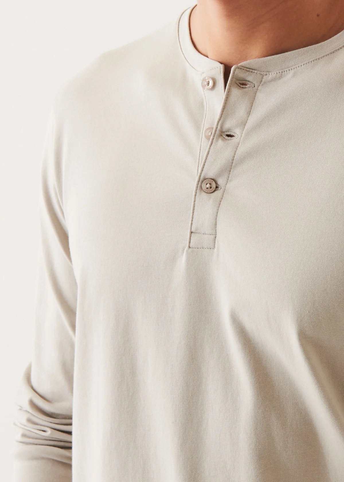 Long Sleeve Henley T-Shirt - Patrick Assaraf - Danali - 99A08HL-Aluminum-M