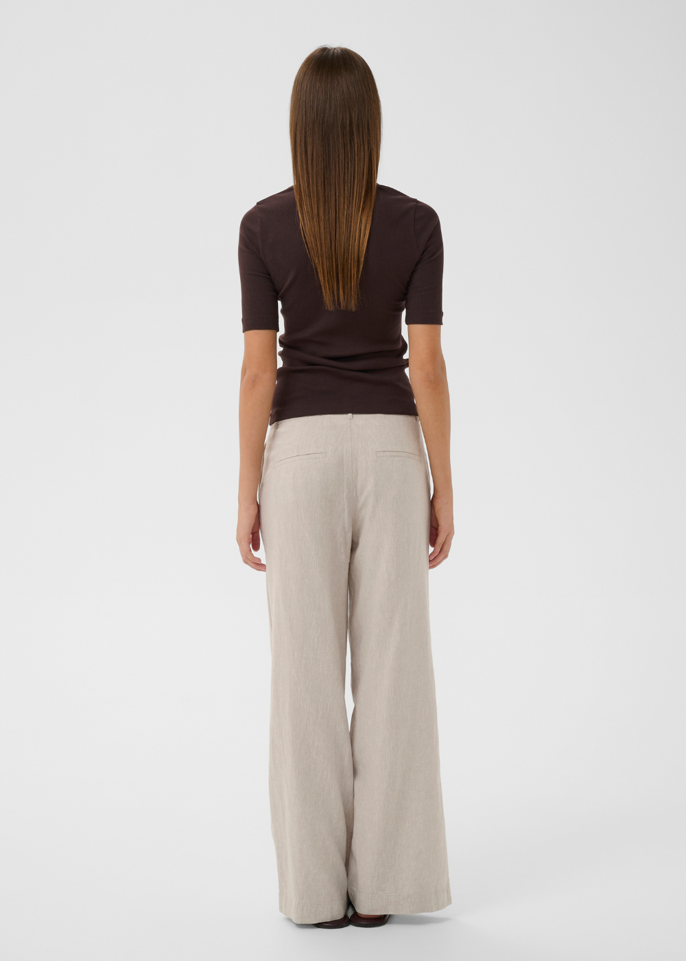 Dagna V-Neck T-Shirt - Coffee Bean - InWear Canada - Danali - 30106472