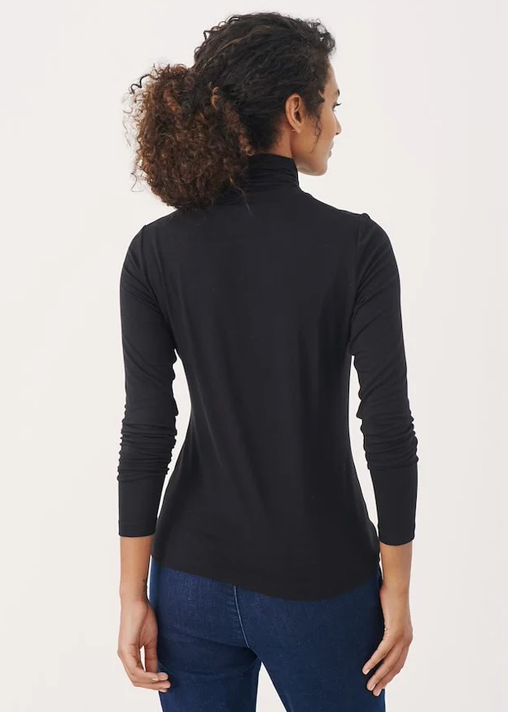 Efinas Turtleneck T-Shirt