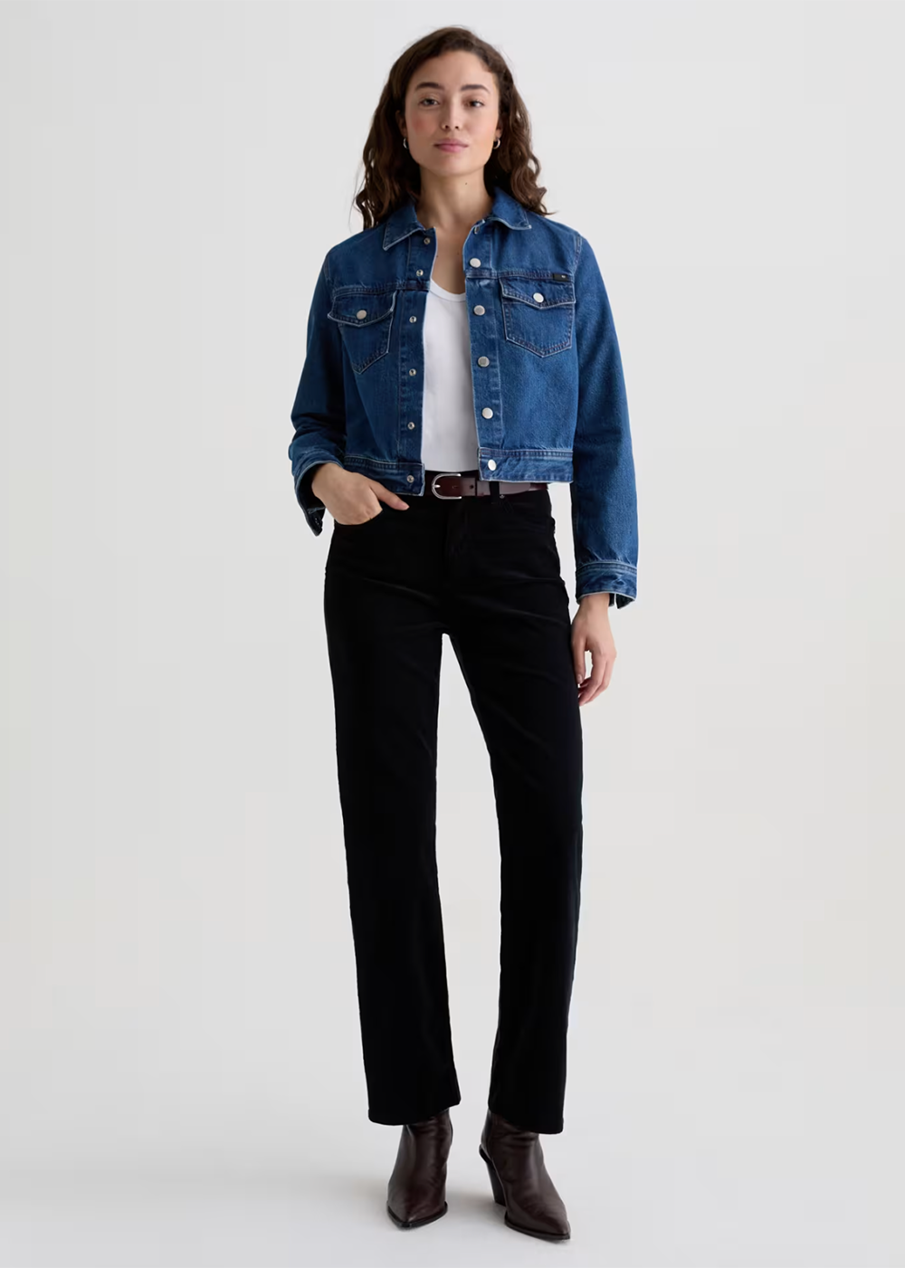 Brinley Mid Rise Straight Leg Pant - Super Black - AG Jeans Canada - Danali