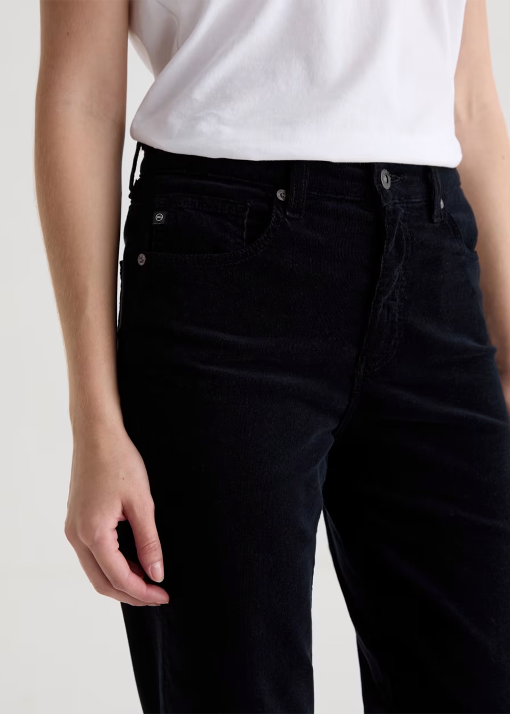 Brinley Mid Rise Straight Leg Pant - Super Black - AG Jeans Canada - Danali