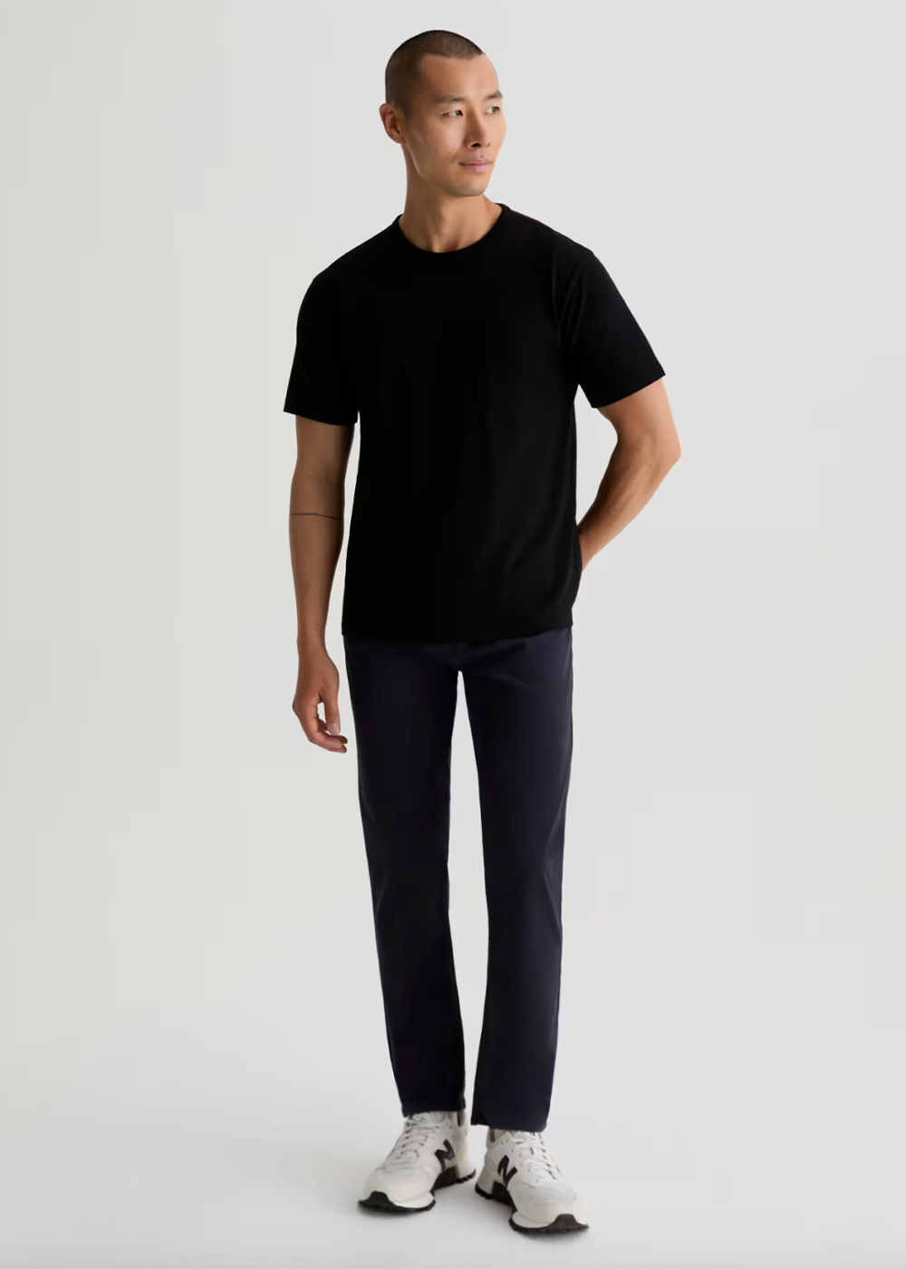 Tellis Modern Slim Sateen Pant - New Navy - AG Jeans Canada - Danali