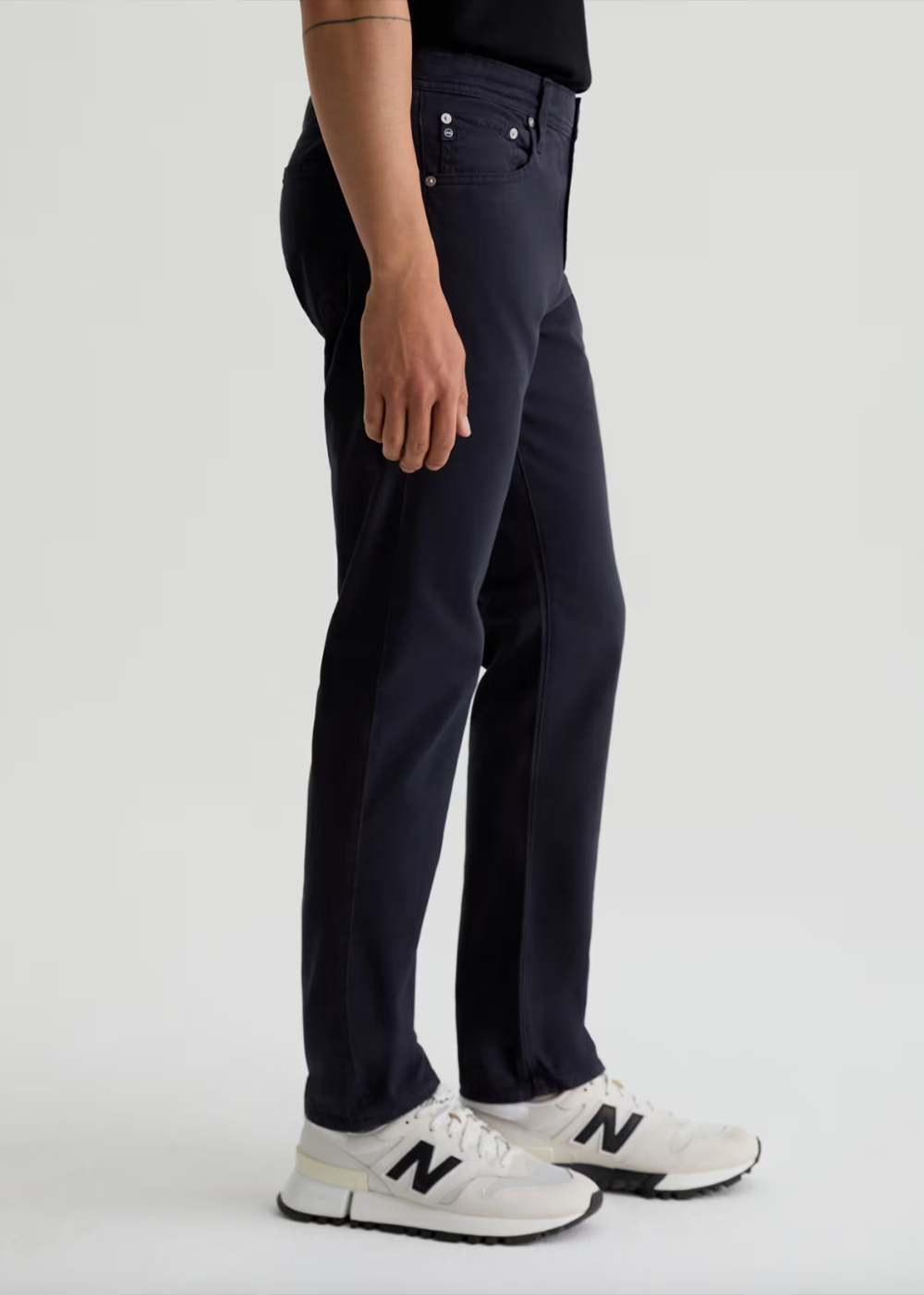 Tellis Modern Slim Sateen Pant - New Navy - AG Jeans Canada - Danali