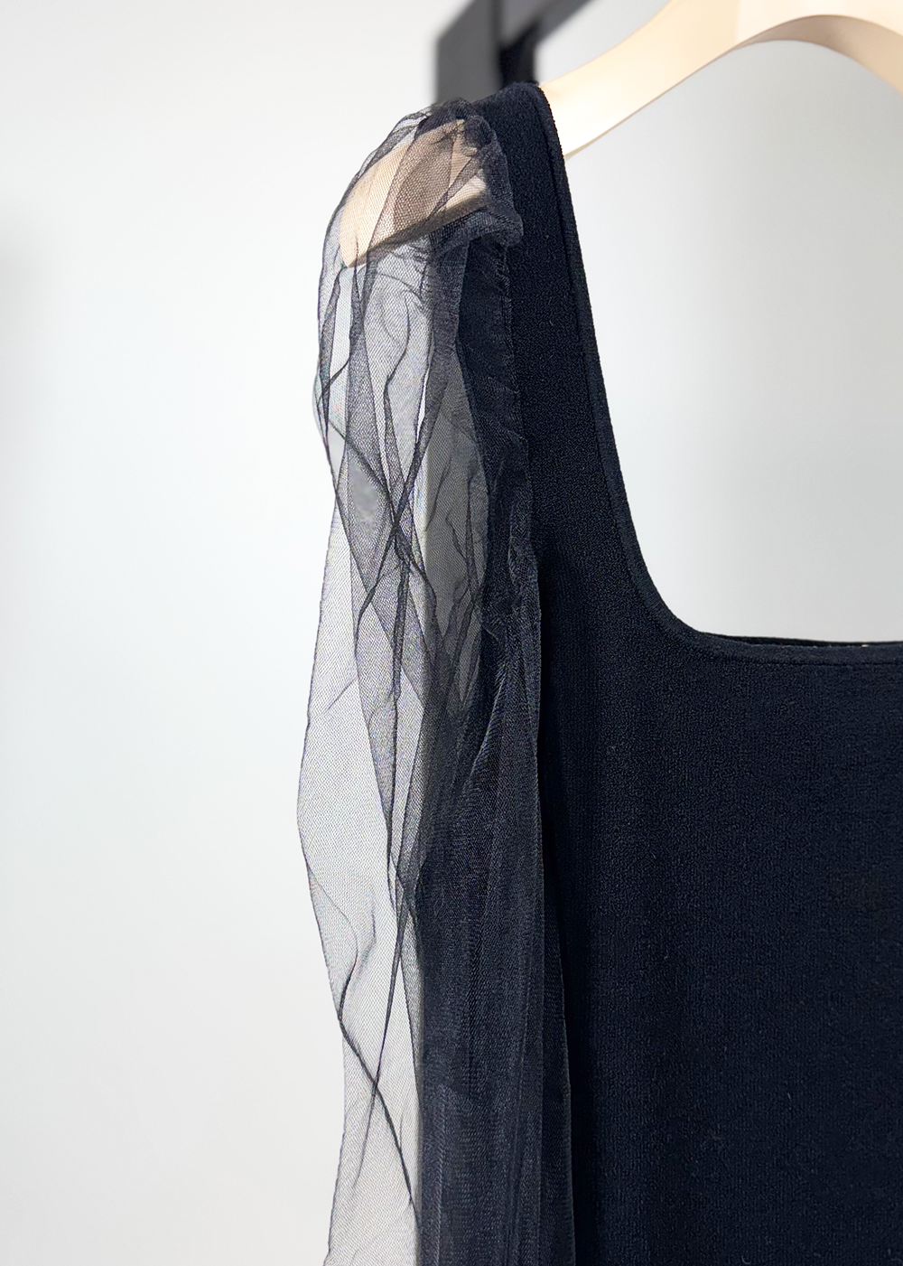 Tulle Sleeve Square Neck Top - Black - Autumn Cashmere Canada - Danali