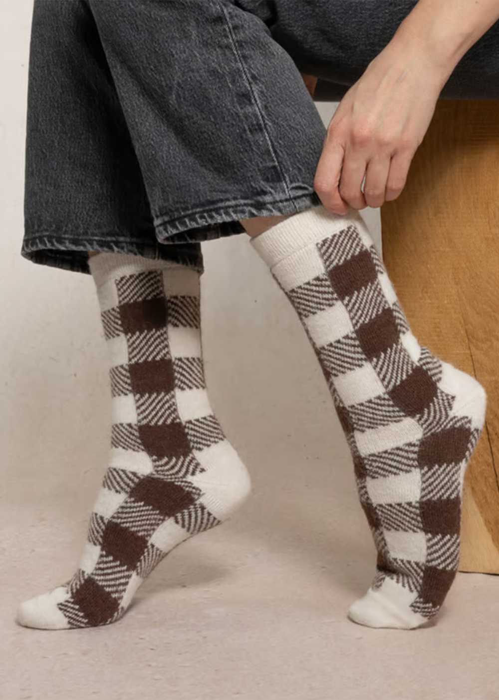 Tartan Pattern Alpaca Wool Socks - Off White - Bleuforet Canada - Danali