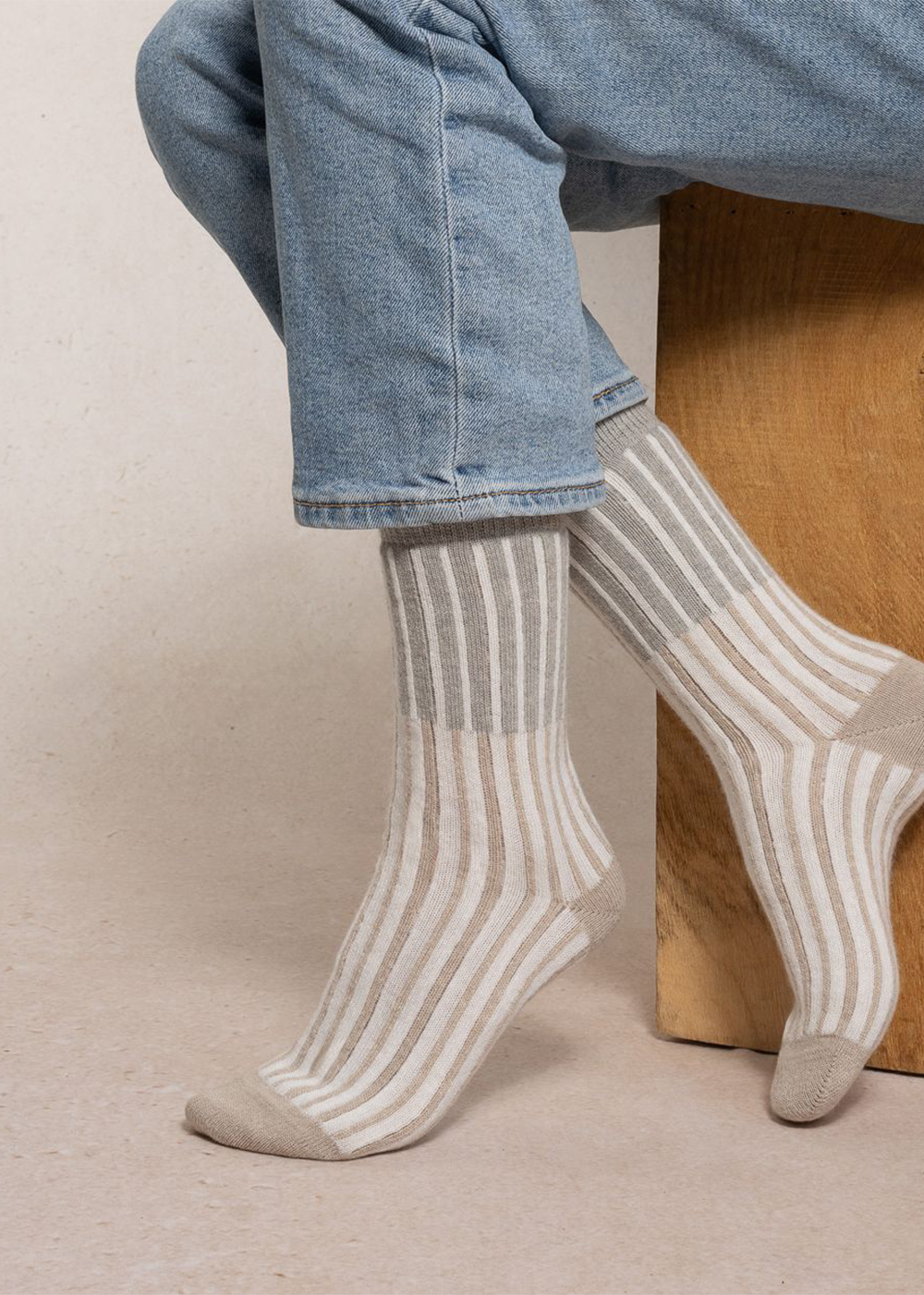 Vertical Stripes Pattern Cashmere Socks - Grey/Beige - Bleuforet Canada - Danali