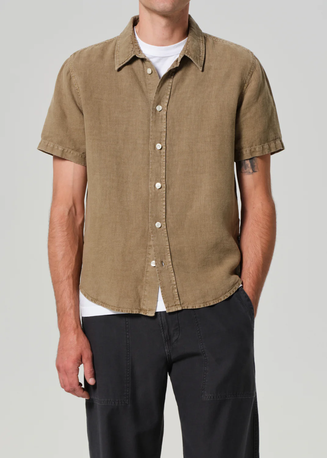 Cairo Short Sleeve Linen Shirt - Dark Khaki - Citizens of Humanity Canada - Danali