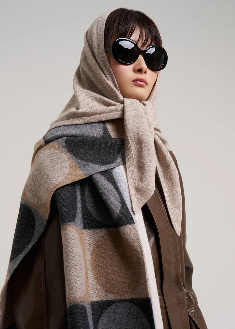 Dotty Scarf - Black - Echo Canada - Danali